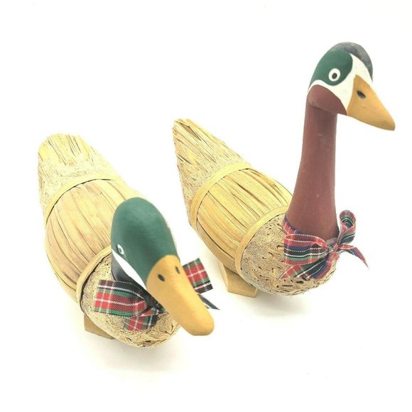 Set of 2 NIB Handcrafted Seagrass Bird Duck - Russ - Picture 1 of 8